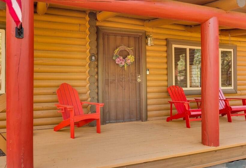 11 Mi To Rainbow Lake: Family Home W/ Large Yard