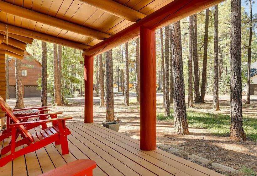 11 Mi To Rainbow Lake: Family Home W/ Large Yard