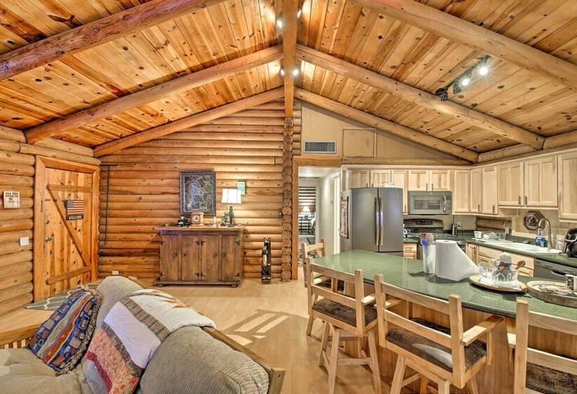 11 Mi To Rainbow Lake: Family Home W/ Large Yard