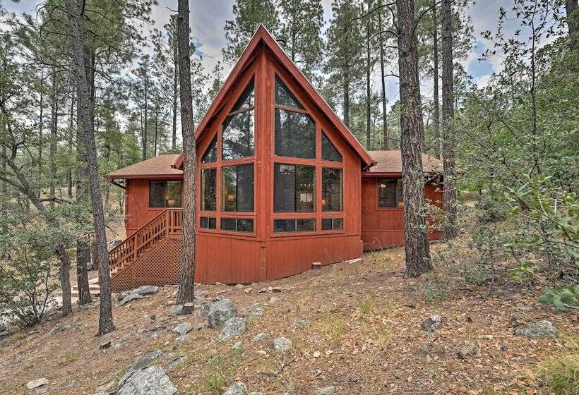 Prescott Cabin W/ Beautiful Forest Views & Deck!