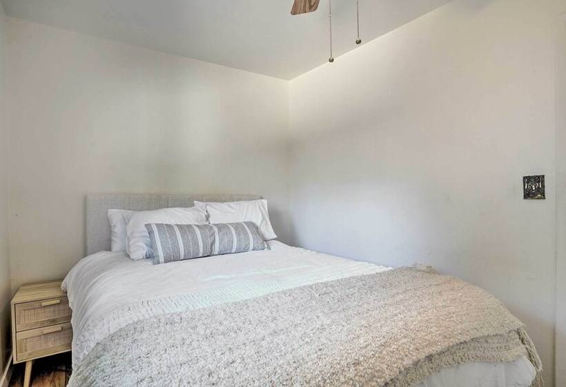 Convenient Prescott Home: Close To Hiking & Dtwn!