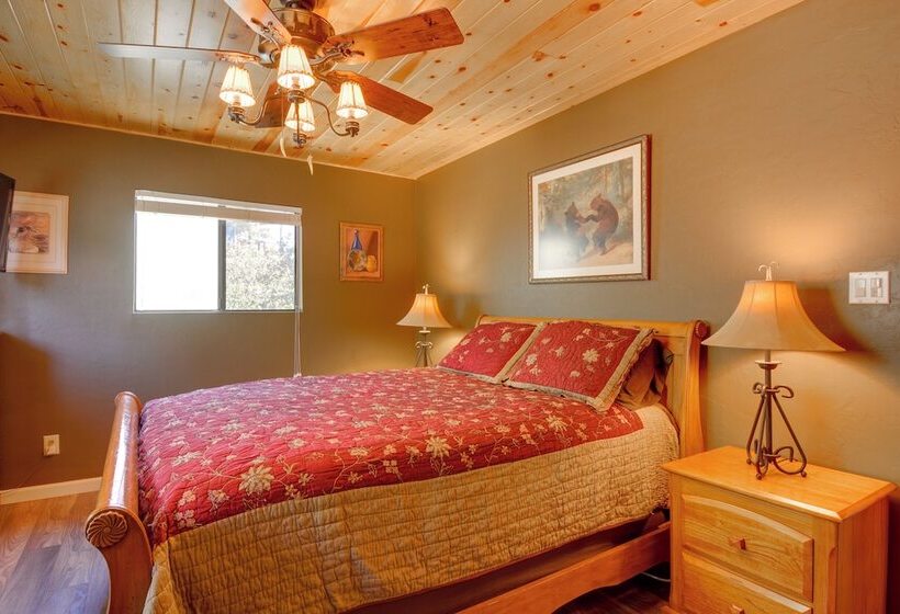 Prescott Hideaway W/ Deck, Sauna & Mountain Views!