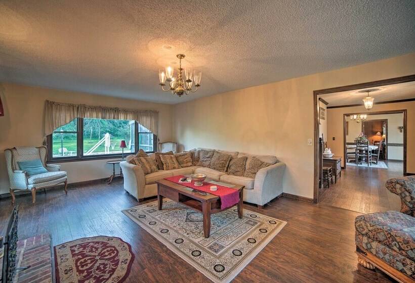 Dayton Home W/ Pool & Deck On 37 Private Acres!