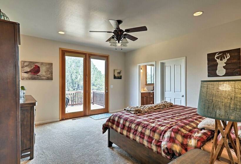 Near Hiking: Vernon Cabin W/ Hot Tub On 30 Acres!