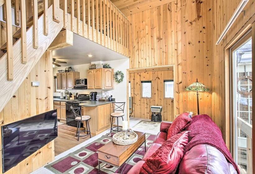 Quaint Plymouth Cabin   1 Mi To Road America!