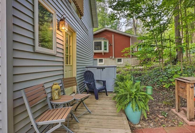 Quaint Plymouth Cabin   1 Mi To Road America!