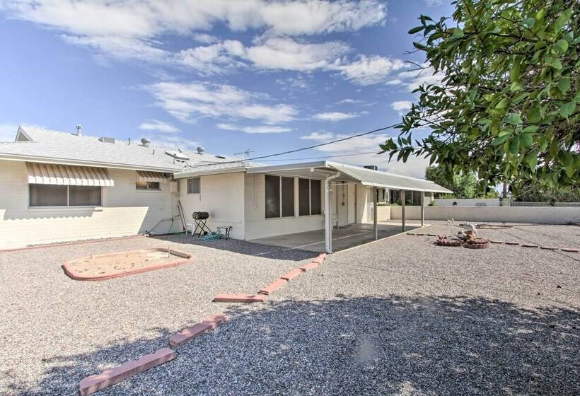 Quaint Sun City Home: Covered Patio & Private Yard