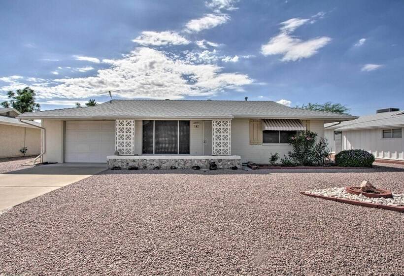 Quaint Sun City Home: Covered Patio & Private Yard