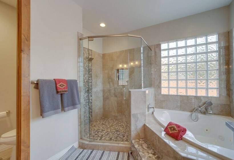 Red Rock Country Home With Patio & Mountain Views!