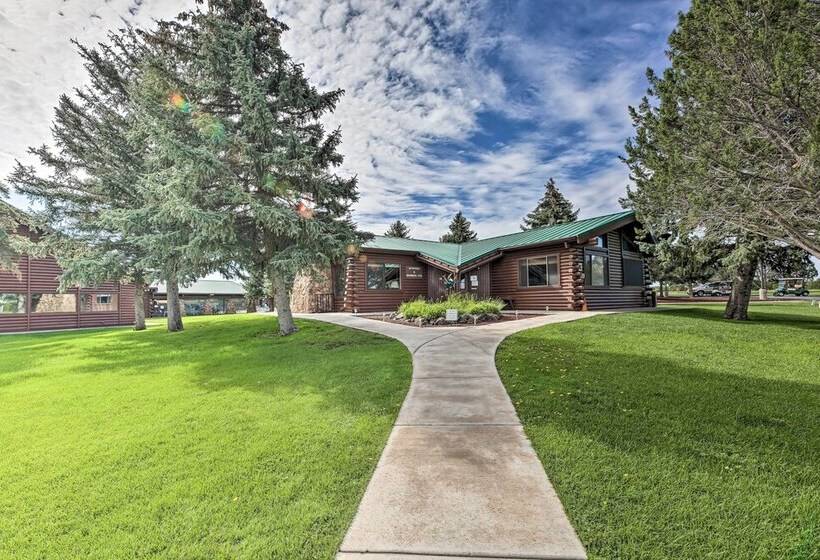 Relaxing Abode In Show Low: Quiet, 55+ Community!