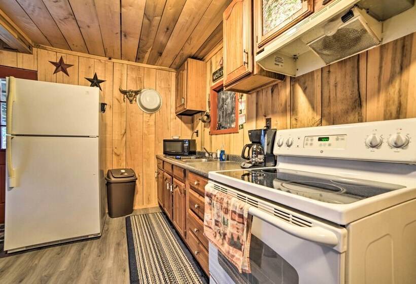 Remote Kentucky Cabin W/ Fire Pit & 2 Ponds