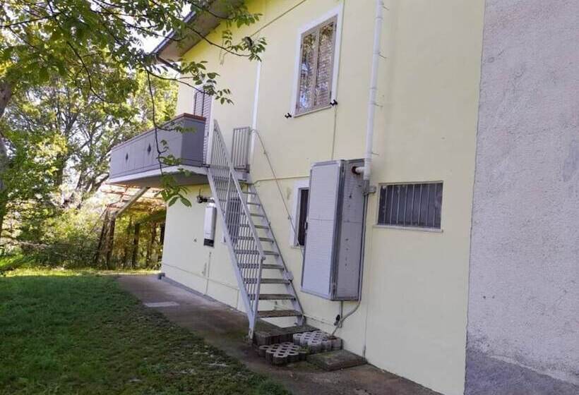 إقامة Casa Serenita, Arsita, Italy