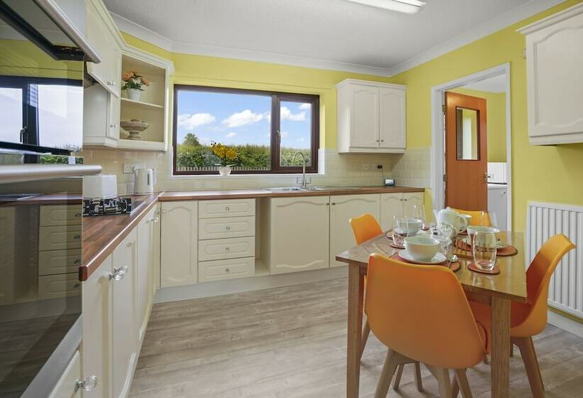 레지던스 Charming 3 Bed House Sleeps 6 In Rural Setting