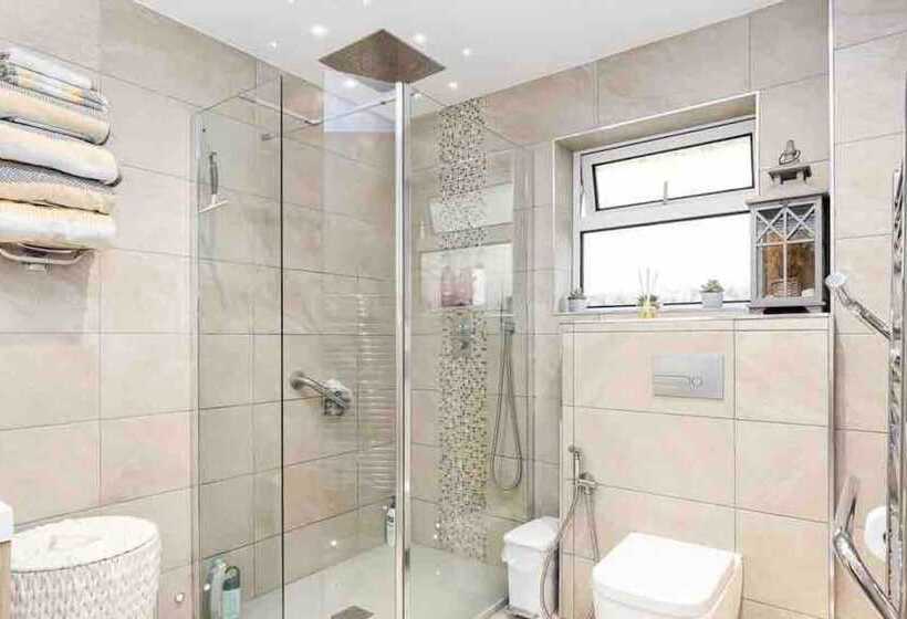 إقامة Peaceful,captivating Home With Idylic Surroundings