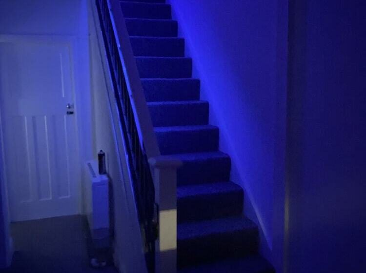 اقامتگاه Sapphire Suites, Stunning 2 Bed House In Bradford