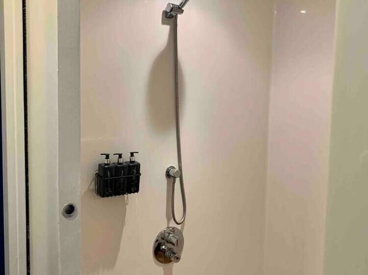 Резиденция The Media City House