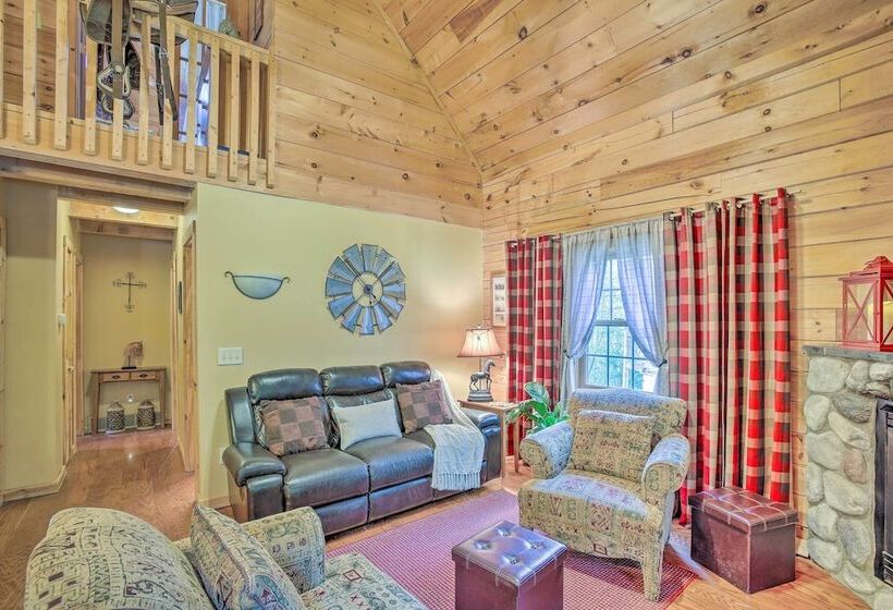 Resort Cabin W/ Fire Pit: Golf, Hike And Play!