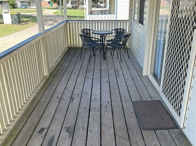 אתר נופש Long Jetty Caravan Park