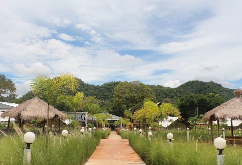 استراحتگاه Mont Blanc Glamping Khao Yai