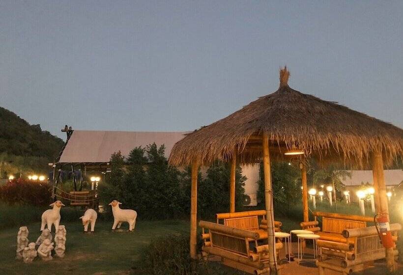منتجع Mont Blanc Glamping Khao Yai