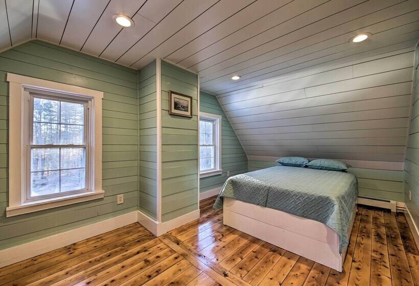 Riverfront Coastal Escape With Deep Water Dock!