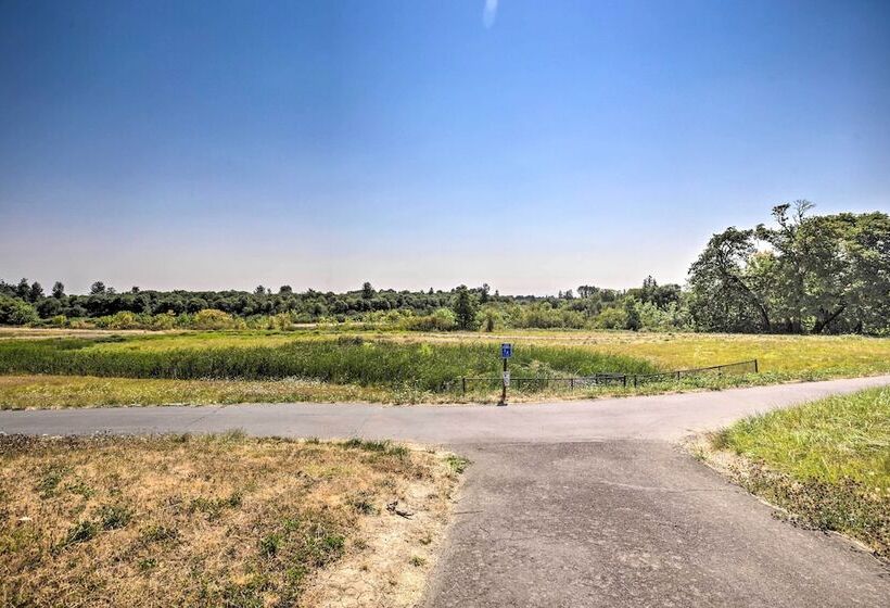 Riverbend Park Retreat: 3 Mi From Osu And Downtown