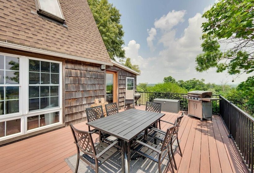 Rural Dutch Country Retreat   Private Hot Tub