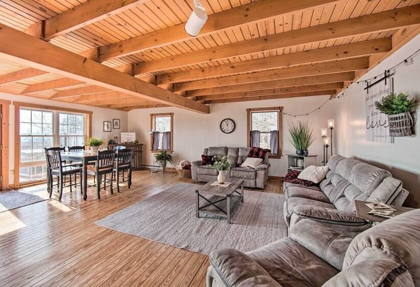 Rural Dutch Country Retreat   Private Hot Tub