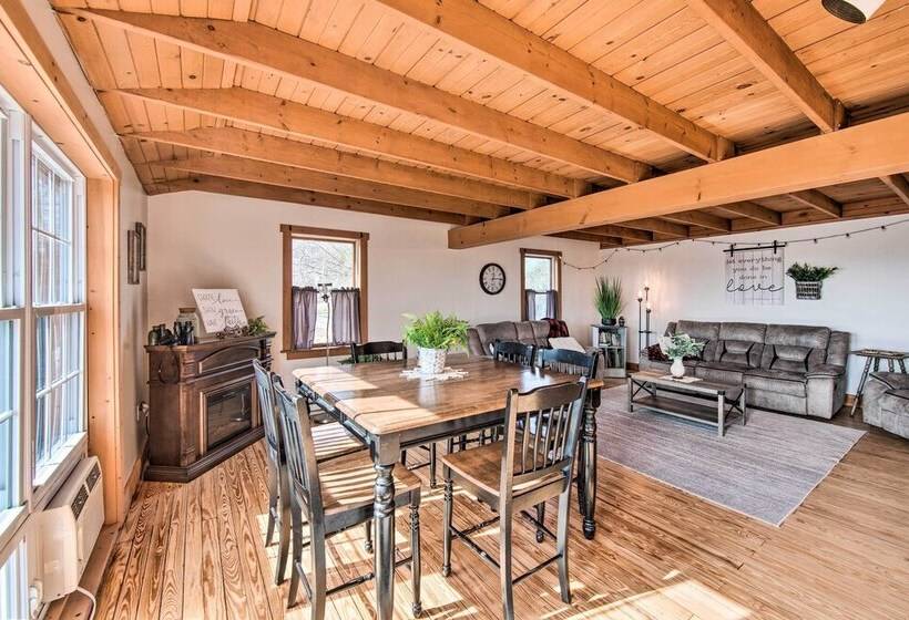 Rural Dutch Country Retreat   Private Hot Tub