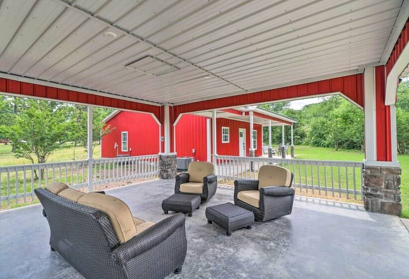 Rural Family Retreat < 3 Mi To Fishing & Boating!