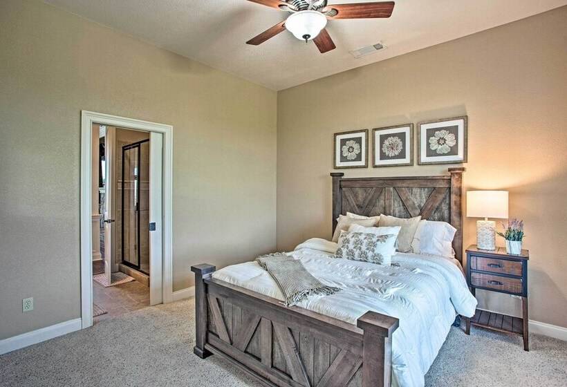 Blue Ridge Home W/ Game Room: 14 Mi To Mckinney!