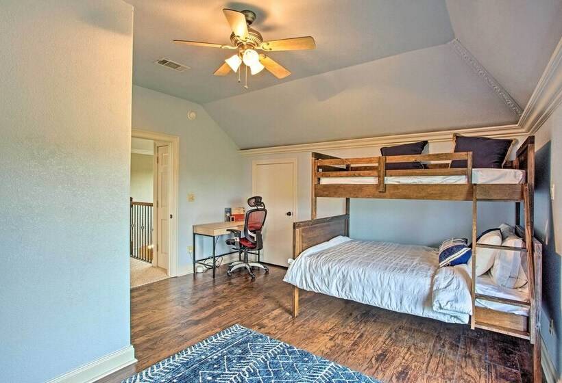 Blue Ridge Home W/ Game Room: 14 Mi To Mckinney!