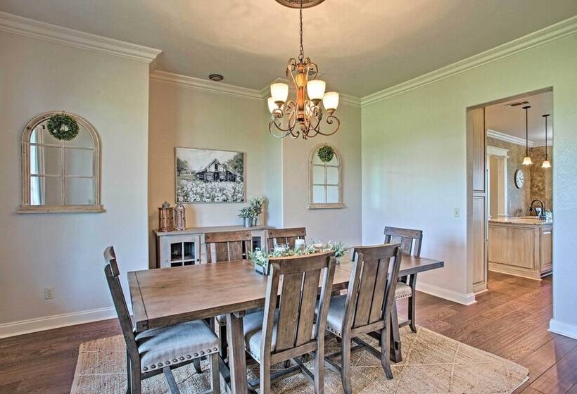 Blue Ridge Home W/ Game Room: 14 Mi To Mckinney!
