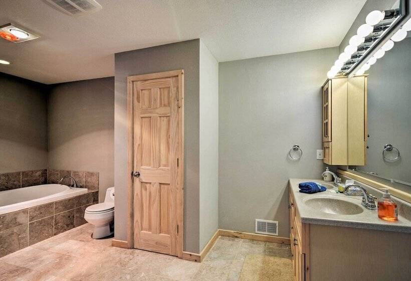 Ski & Golf: Northern Retreat W/ Game Room!