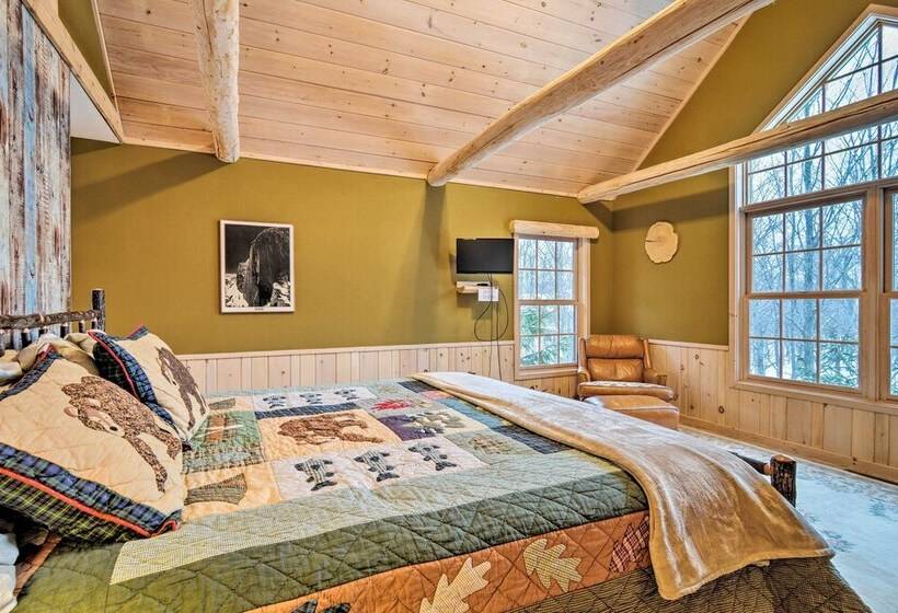 Ski & Golf: Northern Retreat W/ Game Room!