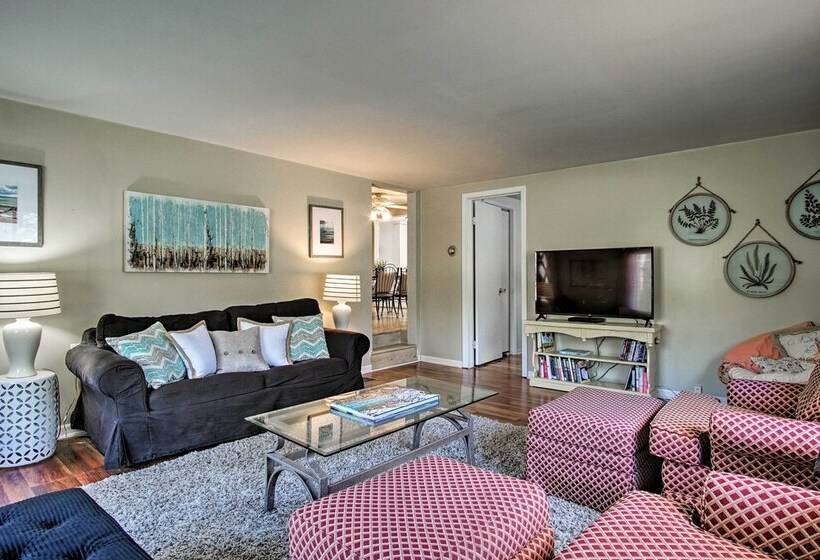 Scenic Ludington Home ~ 1 Mi To Lake Michigan