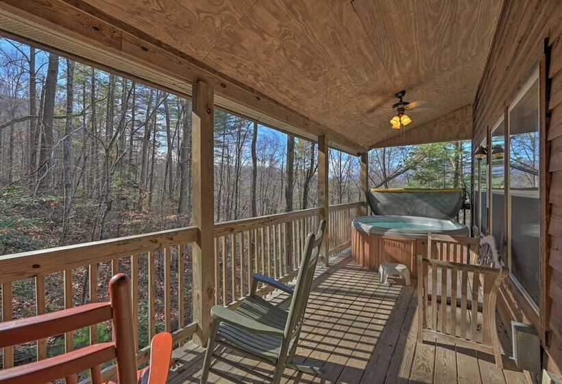 Secluded Nantahala  Gone Hunting  Cabin W/ Hot Tub