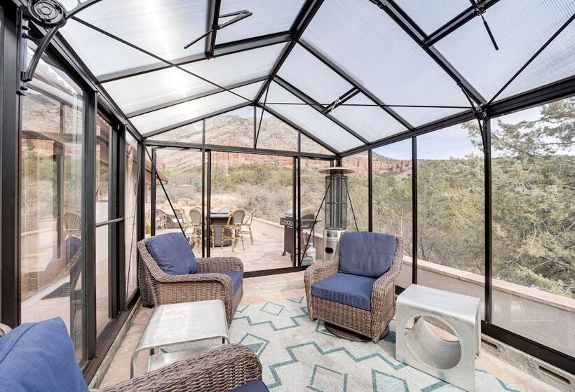 Secluded Sedona Escape W/ Patio & Red Rock Views!
