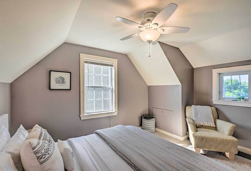 Secluded Surry Hideout W/ Backyard Fire Pit!