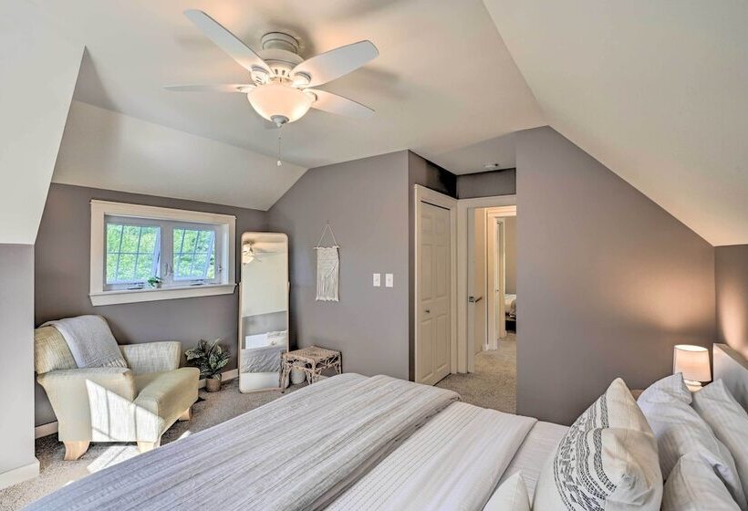 Secluded Surry Hideout W/ Backyard Fire Pit!