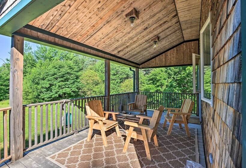 Secluded Surry Hideout W/ Backyard Fire Pit!