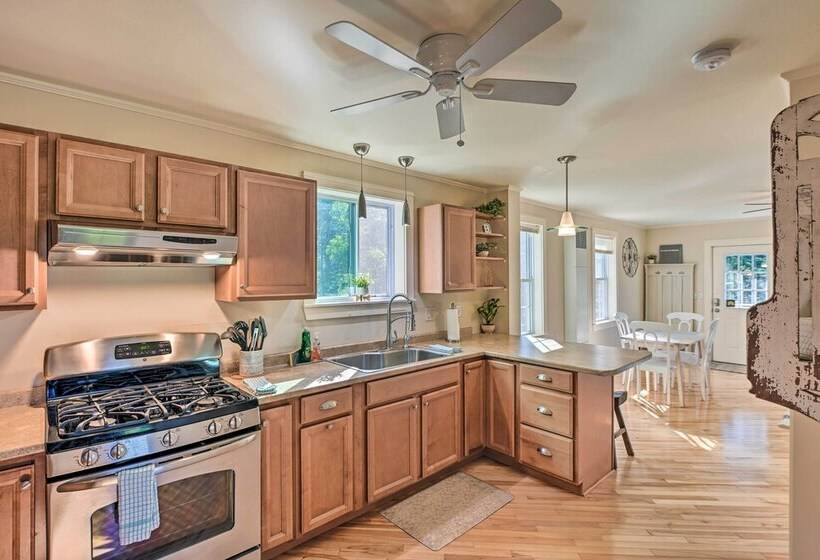 Secluded Surry Hideout W/ Backyard Fire Pit!