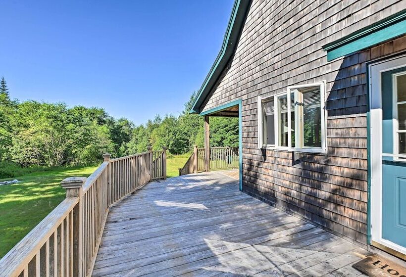 Secluded Surry Hideout W/ Backyard Fire Pit!