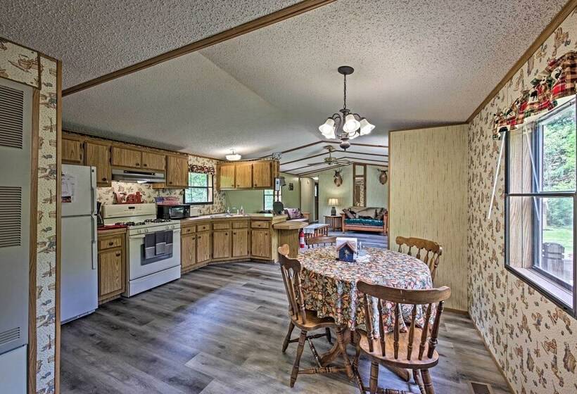 Secluded Woodsy Cabin: Hike, Fish, Hunt + Atv!