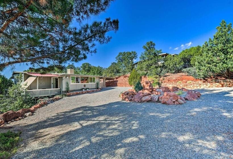Sedona Stardust Hideaway  W/ Patio & Mtn Views!