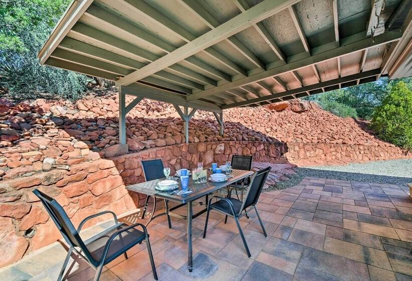 Sedona Stardust Hideaway  W/ Patio & Mtn Views!