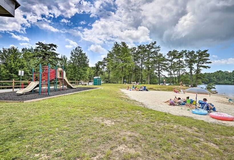 Serene Long Pond Home W/ Game Room & Beach Access!