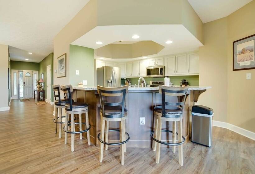 Sevierville Home W/ Mountain Views ~ 1 Mi To Town!