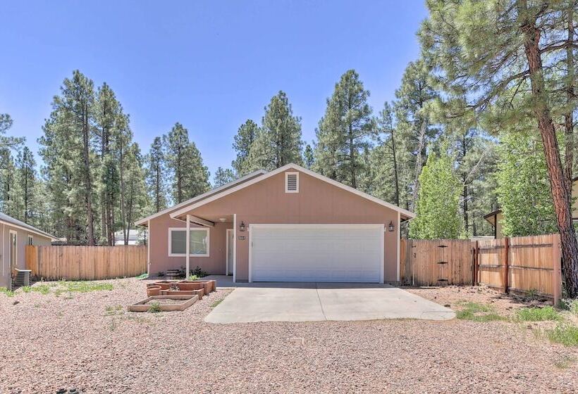 Fenced Yard, Fire Pit: Quiet Show Low Home!