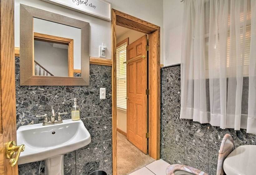 Spacious Algonac Home W/ St Clair River Views